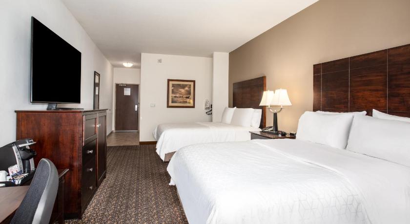 Holiday Inn Express Hotel & Suites Lander