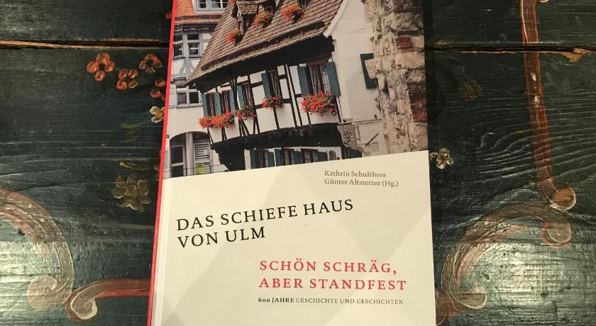 Hotel Schiefes Haus photo