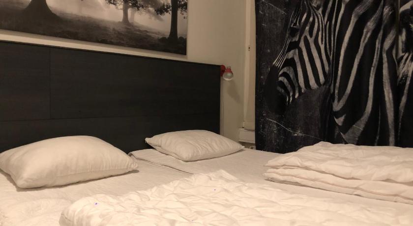 Image of Double Room with Shared Bathroom 1