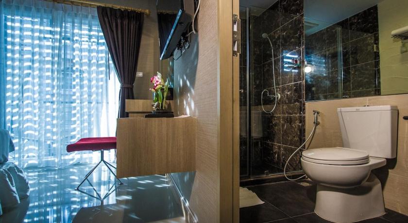 Image of Retro Suite Twin 2