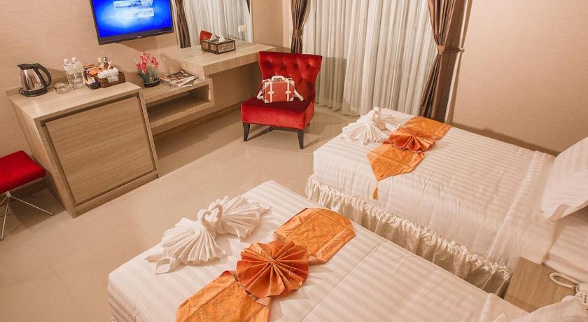 Image of Retro Suite 11