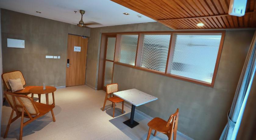 Image of Deluxe Suite 5