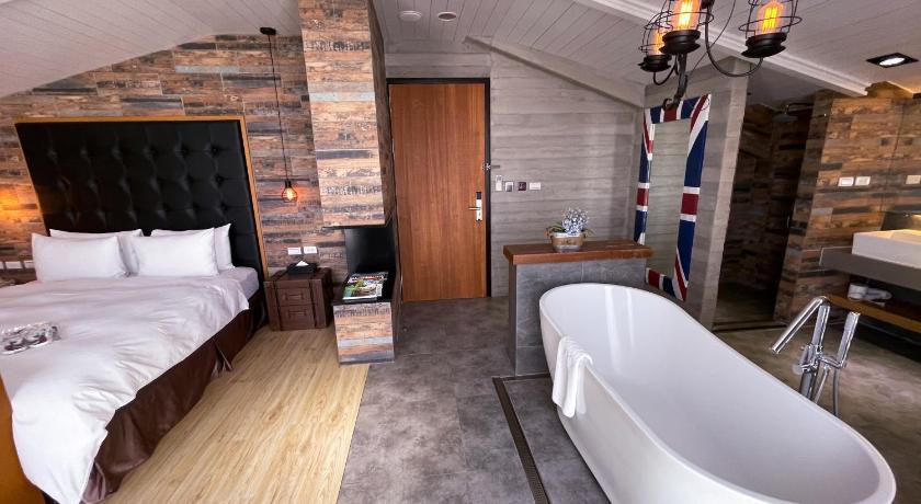 Image of Premium Double Room with Sea View and Balcony 6