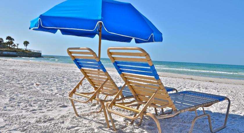 Twin Palms at Siesta photo