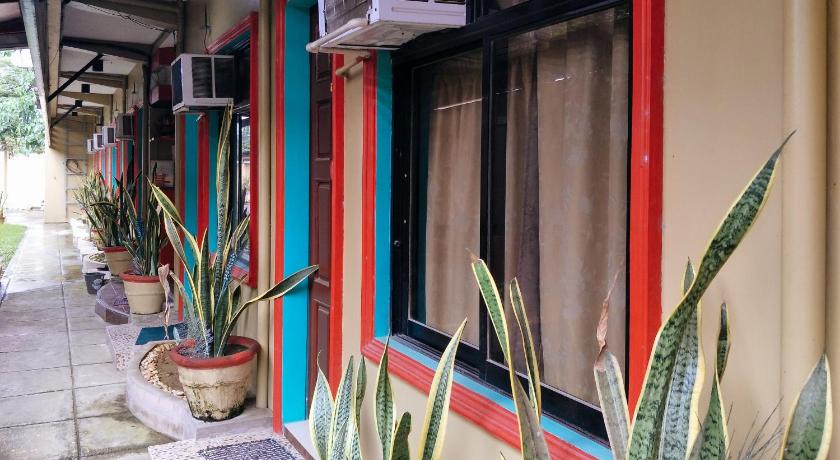 Cebu RedDoorz @ Bankal Lapulapu 1-Star Hotel amenity