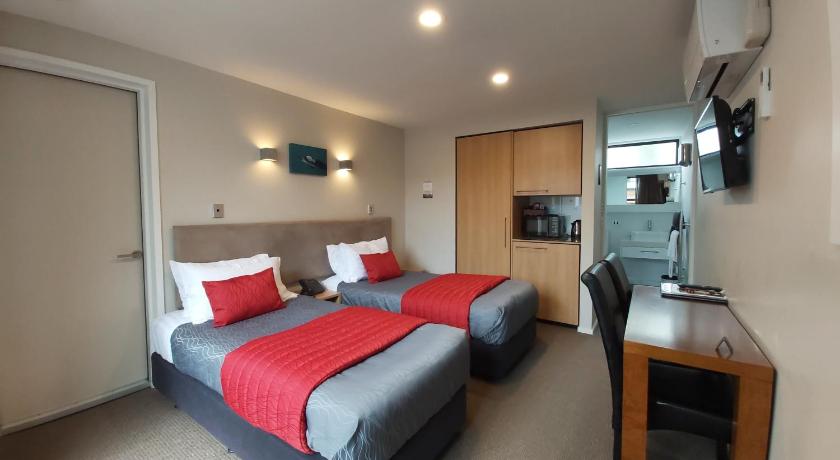 Image of Two Bedroom Apartment 11