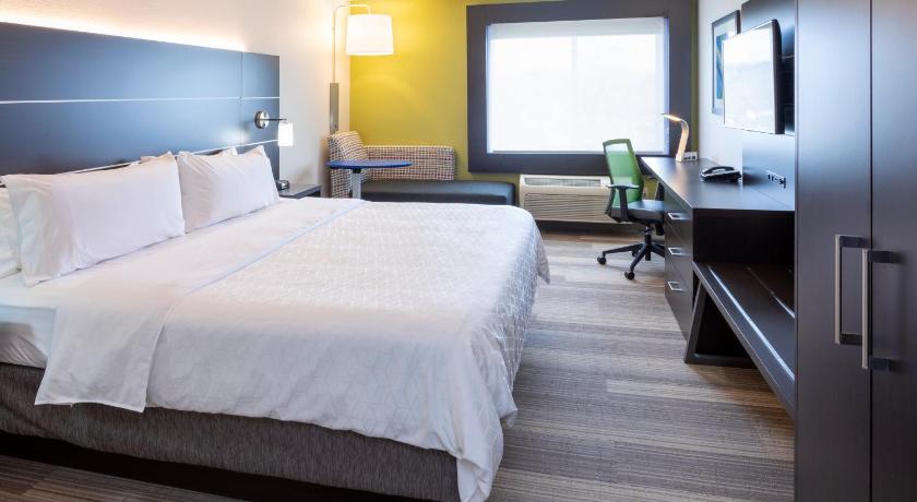 Holiday Inn Express Hotel & Suites-St. Paul