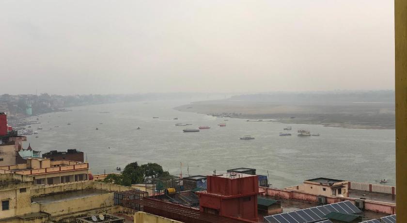 Backpackers Park Varanasi photo