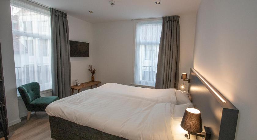 Hotel Tholen photo