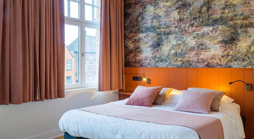 B&amp;B Contrast — Hotel in Bruges