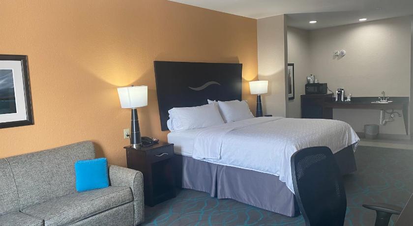 Holiday Inn Express Hotel and Suites Fort Stockton