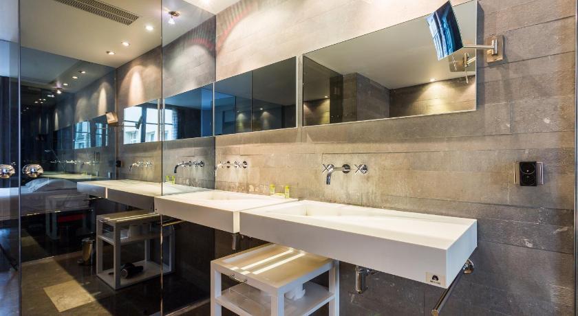 CMG Suite Deluxe- 44 photo