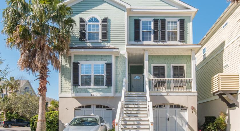 Waters Edge 83 — Hotel in Folly Beach (SC)