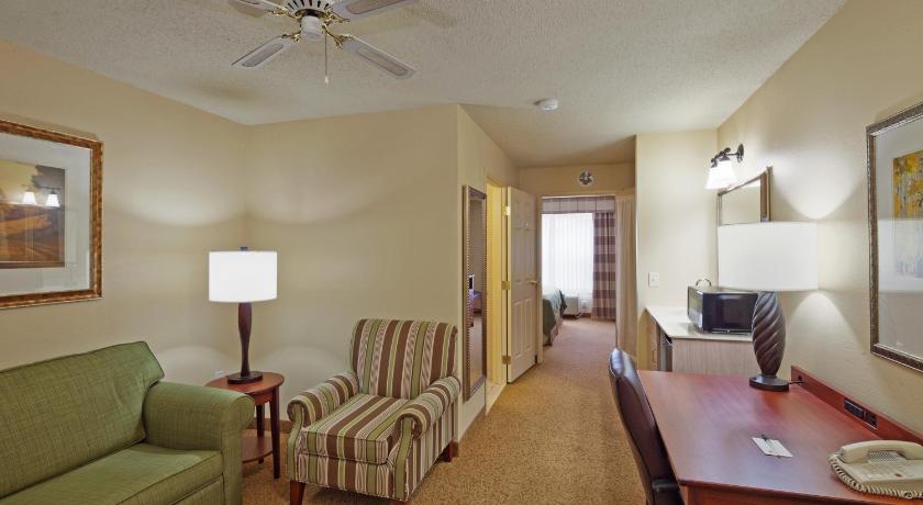 Country Inn & Suites by Radisson, Stevens Point, WI