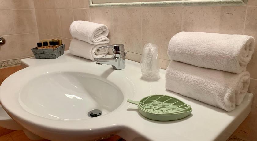Hotel Virginia photo