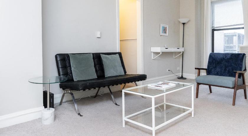 Historic HP 1BR with Fast Transit to UChicago &amp; DT by Zencity — Hotel in Chicago (IL)
