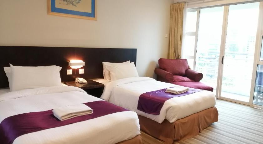 Image of Standard Twin City View 0