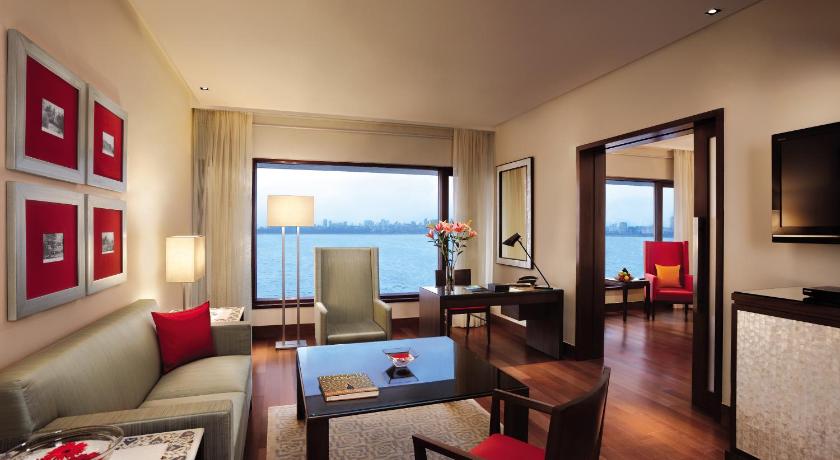 The Oberoi Mumbai Hotel