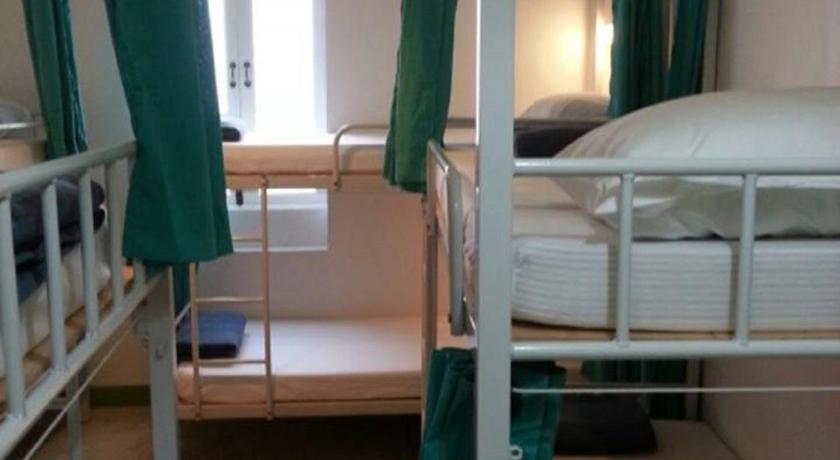 Image of Bed in 14 Bed Mixed Dormitory Room 0