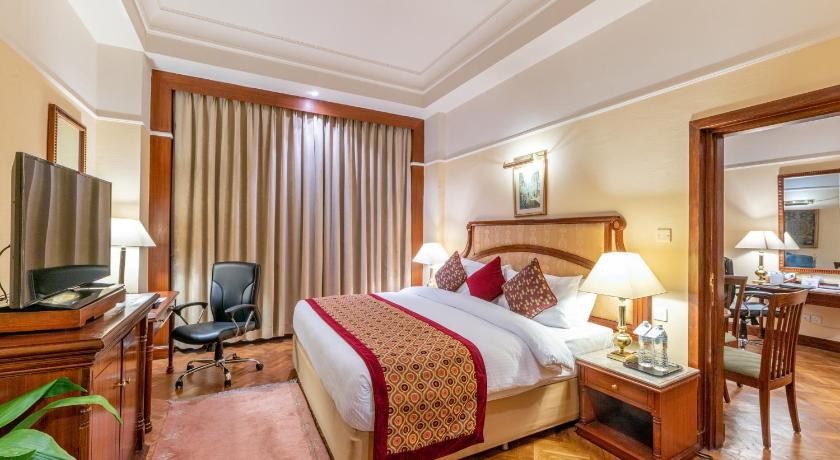 Image of Deluxe Suite 1