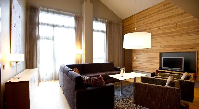 Image of Deluxe Four-Bedroom Apartment 0