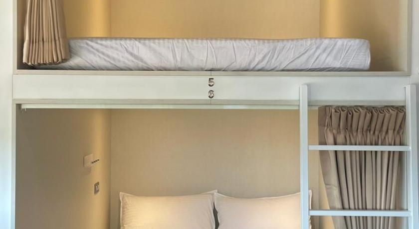 Image of Bed in 6-Bed Mixed Dormitory Room 0