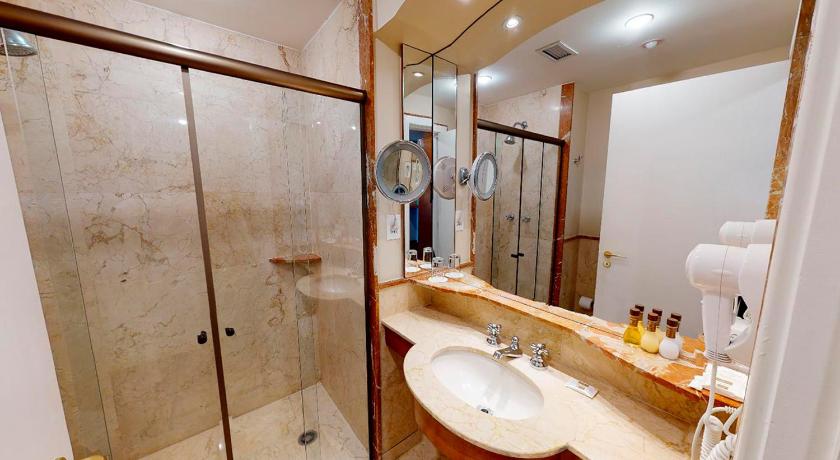 Image of Standard Suite 7