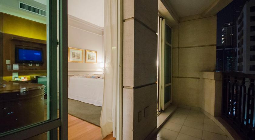 Image of Superior Queen Suite 3