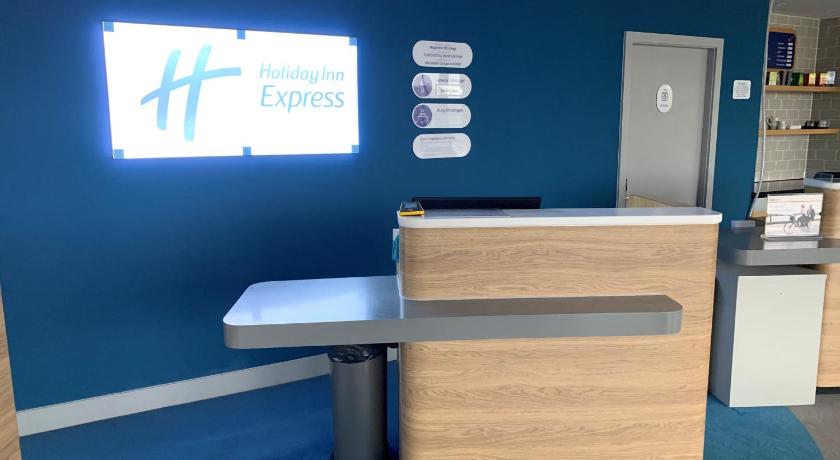 Holiday Inn Express Manchester - TRAFFORDCITY photo