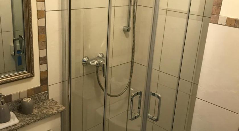 Landhotel Lindenhof photo