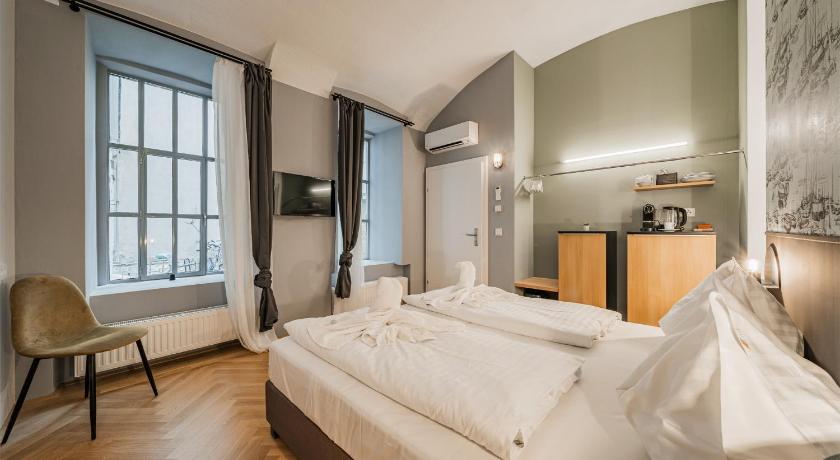 easy flat City Living