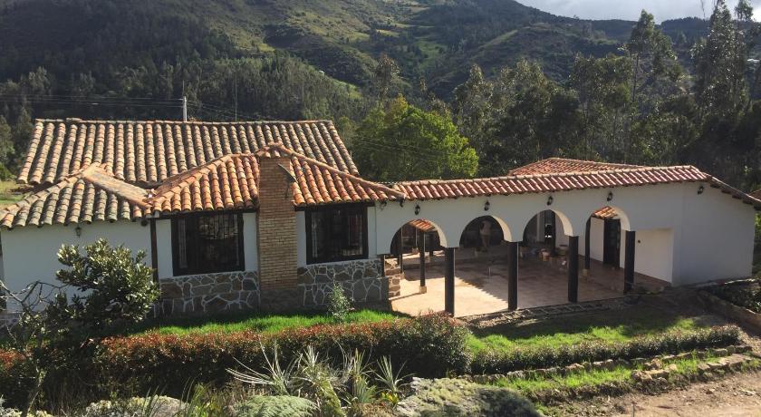 La Casona Cucaita. Sede Campestre — Hotel in Cuitiva