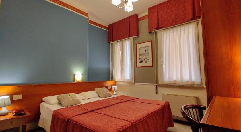 Hotel Minerva photo
