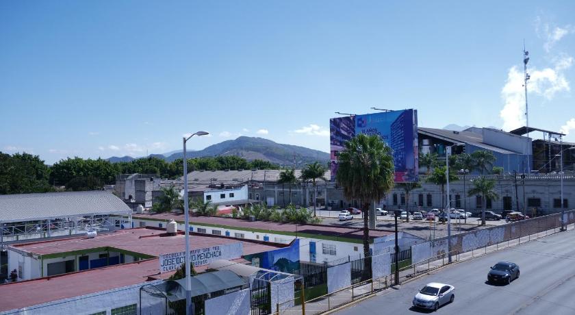 Hotel Insurgentes Express — Hotel in Tepic