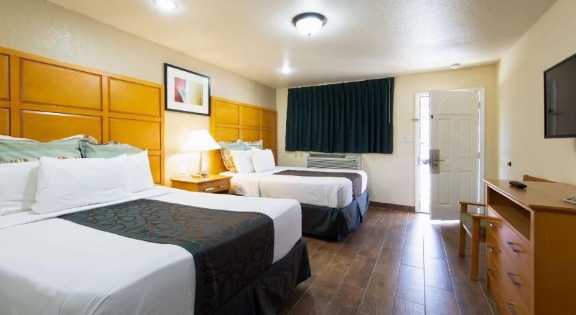 Travelodge by Wyndham Merced Yosemite