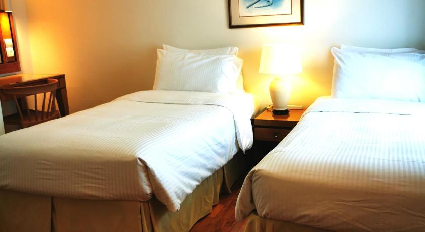 Image of 2-Bedroom Executive Suite 15