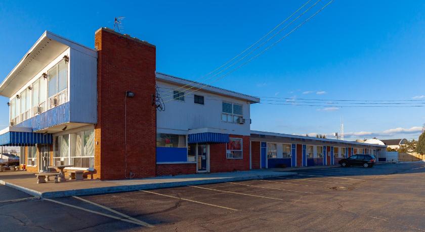 Red Horse Motel Dayton Moraine photo
