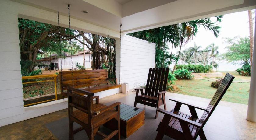 รูปของดีลักซ์ สำหรับครอบครัว ริมชายหาด (Family Deluxe Beachfront) 9