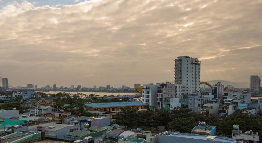 ダナン Maris Da Nang Hotel & Apartment 3つ星 ホテル 外観