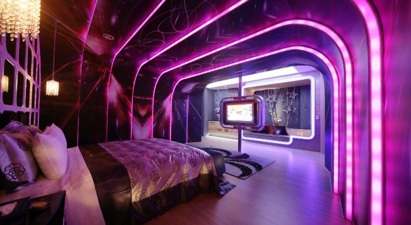 Image of Superior Double Room - Check-In After 9:00 PM 11