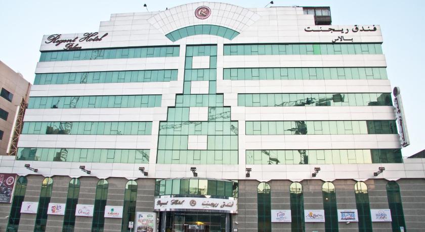 Regent Palace Hotel - image 5