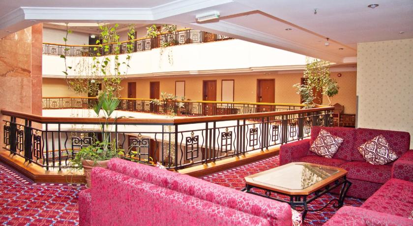 Regent Palace Hotel - main image