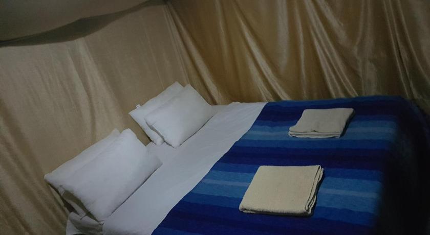 Image of Standard Tent (4 Adults) 6