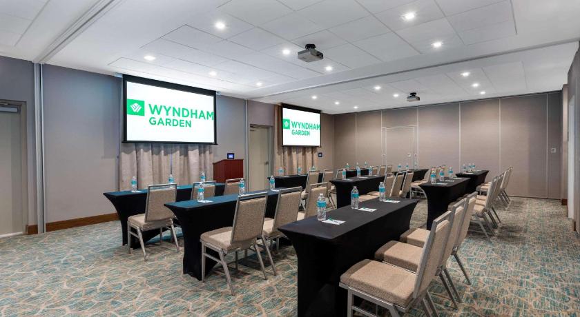 Wyndham Garden Miami International Airport