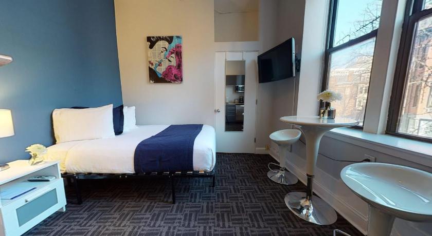 Charming Studio in Boston Brownstone, C. Ave #33 — Hotel in Boston (MA)