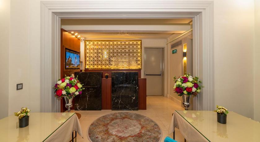 Blue Gilroy Hotel - image 3