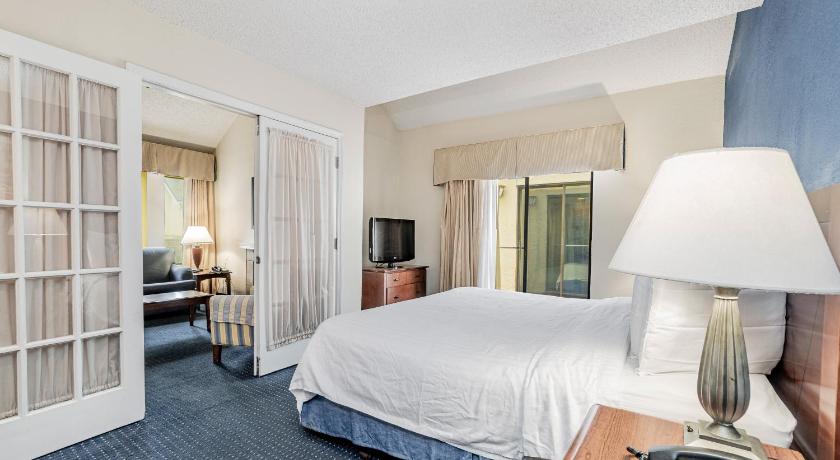 Doral Inn & Suites Miami Airport West