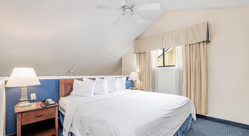 Doral Inn & Suites Miami Airport West