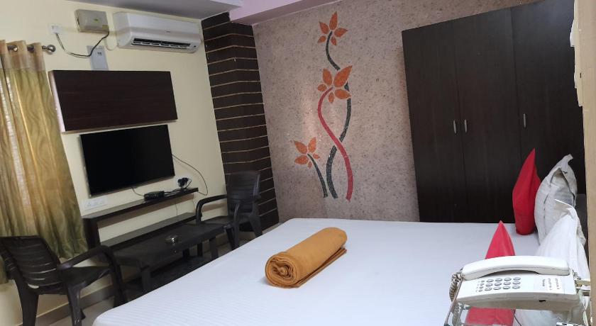 Maruthi Residency Inn