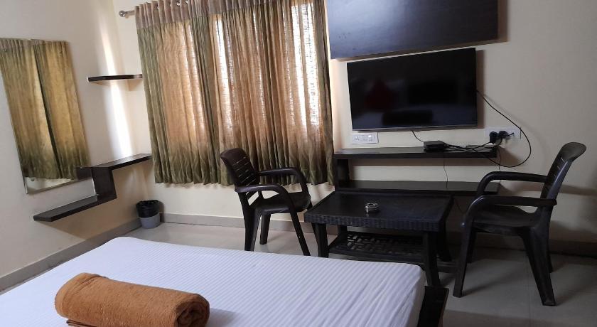 Maruthi Residency Inn